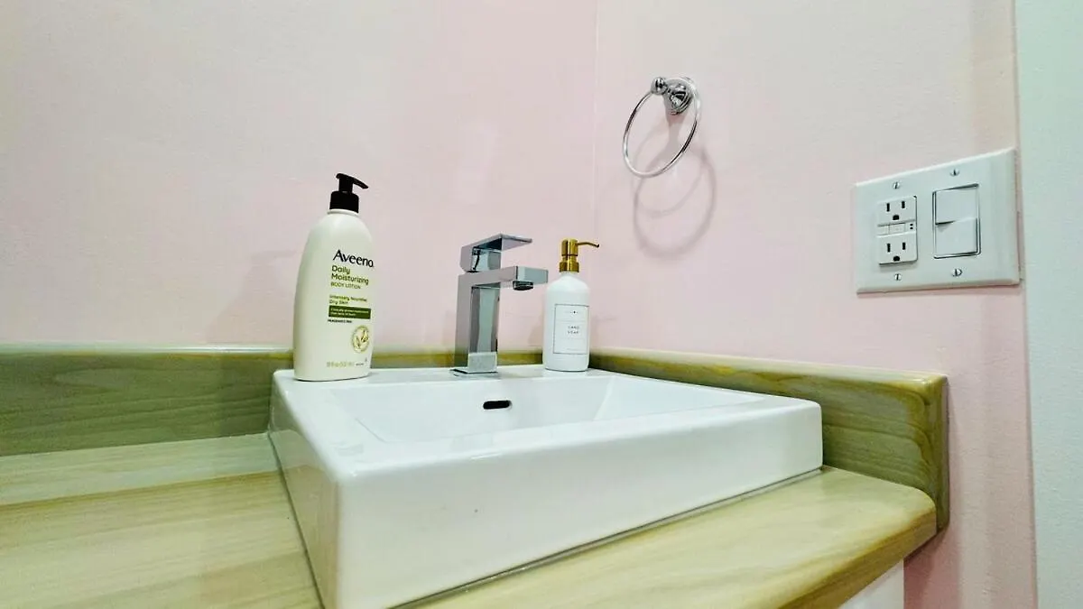 펜션 Sunrise Tiny Home - New&Cozy 사라소타 미국