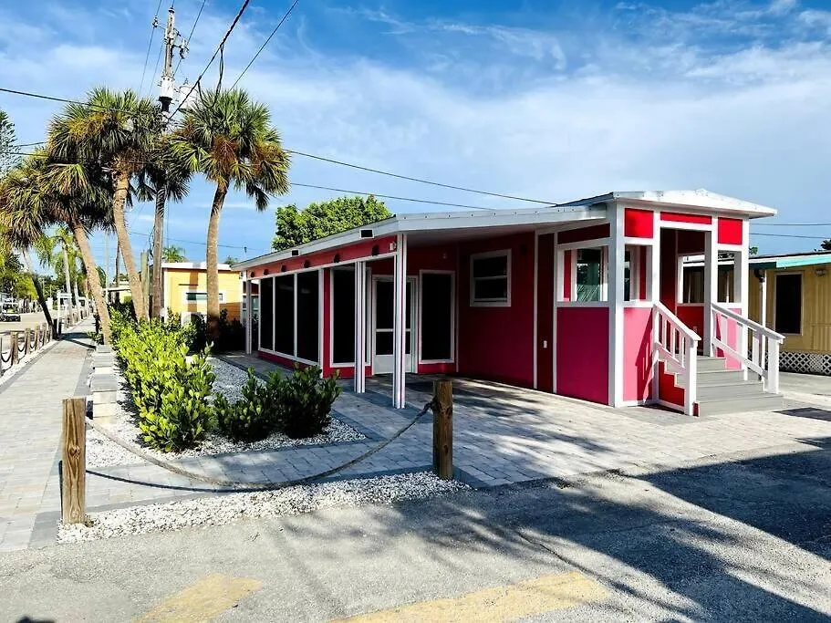 Sunrise Tiny Home - New&Cozy Sarasota Semesterbostad